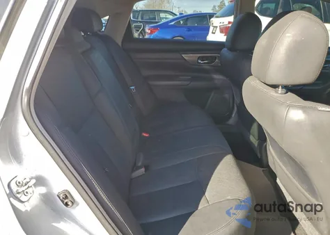 2013 Nissan Altima 2.5 z USA, uszkodzony, nr VIN 1N4AL3AP3DC201667